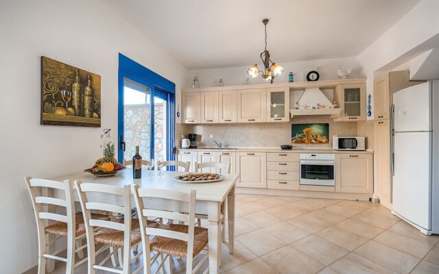 Maripaul Family Villa