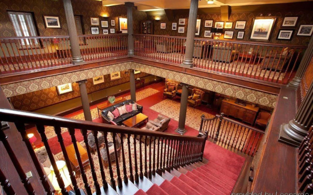 Thainstone House