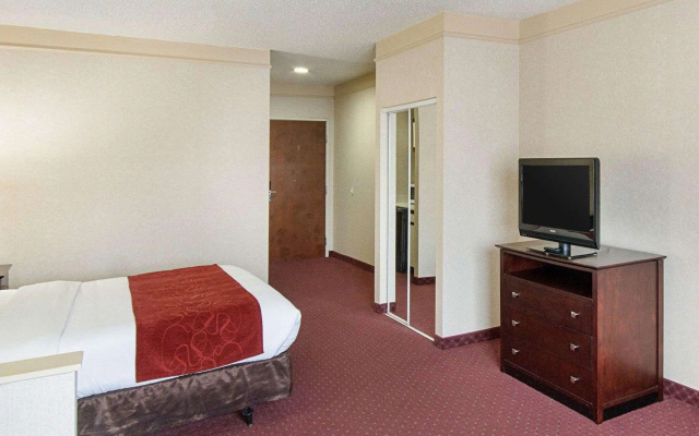 Comfort Suites Parkersburg South