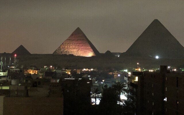 Sun Pyramids View Inn