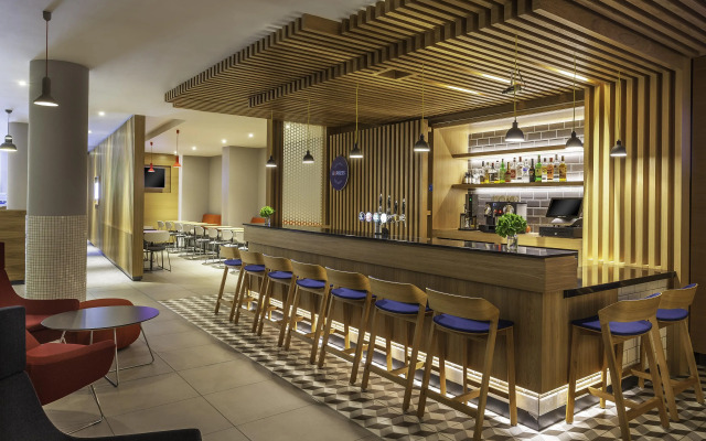 Holiday Inn Express Hotel Dublin Airport by IHG