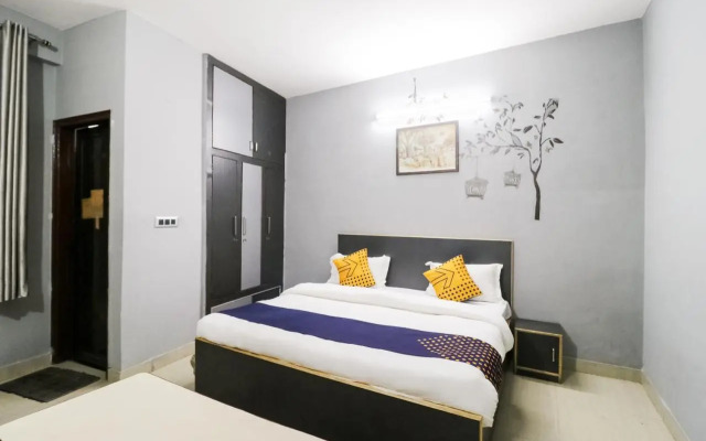 Spot On 35581 Sunrise Guest House