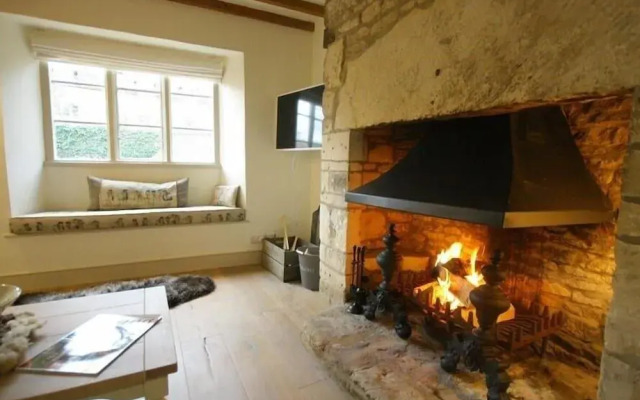 Claypot Cottage
