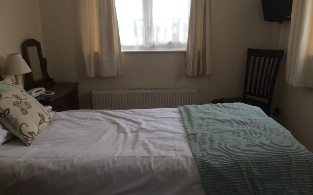 Mullions Hotel