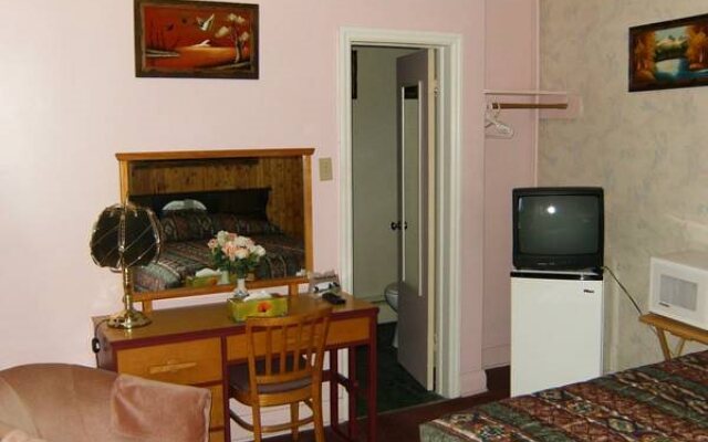 Victoria Motel