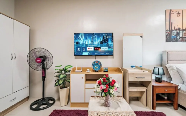 Precious Florannjoe Chic New Studio With Best Care