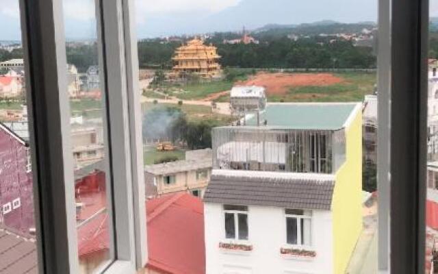 Hong Phuc Hotel