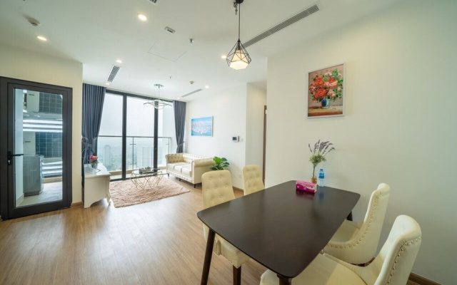 Bom Homes - Vinhomes Skylake Serviced Apartment