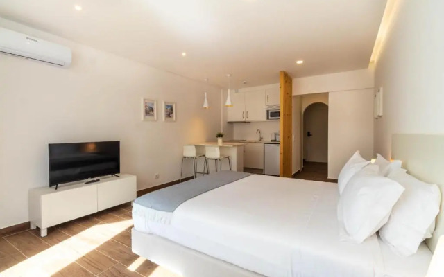 The Navigator - Ocean Heights