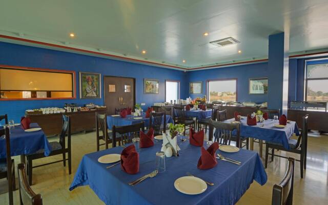 juSTa Lake Nahargarh Palace