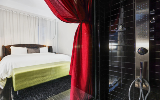 Hotel Chez Swann