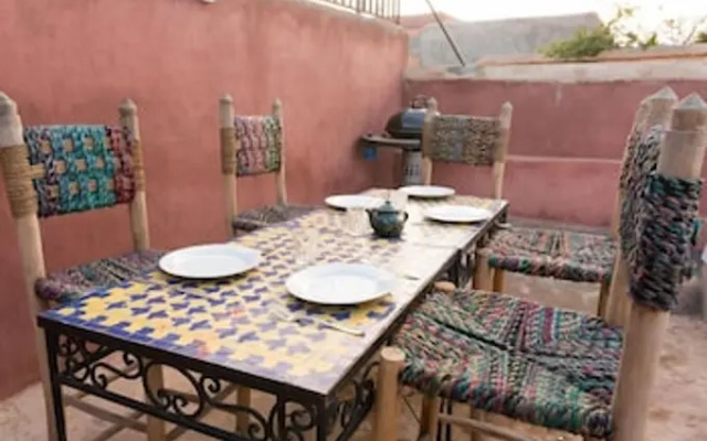 Earth Hostel