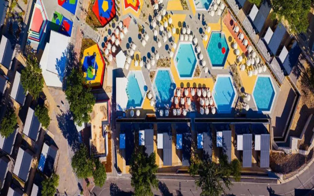 Aminess Style Glamping Villas & Holiday Homes Atea