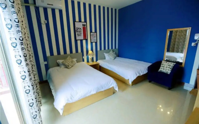 Weizhou Island Shengxiaguangnian Inn