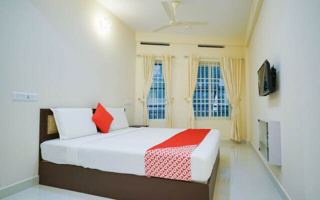 OYO 22426 Manha Residency
