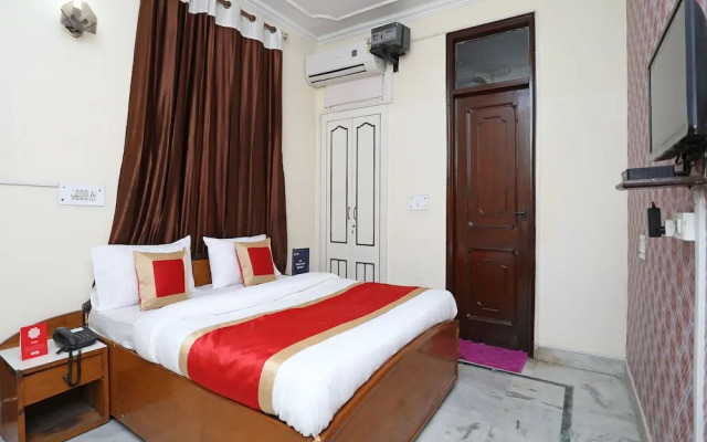 OYO 24421 Classic Hotel