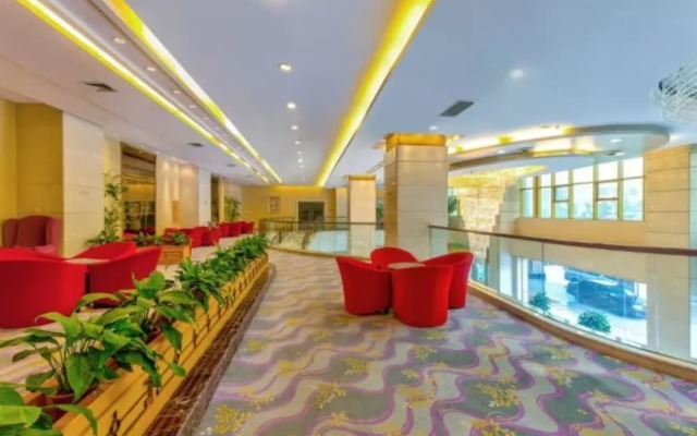 Bolt Hotel
