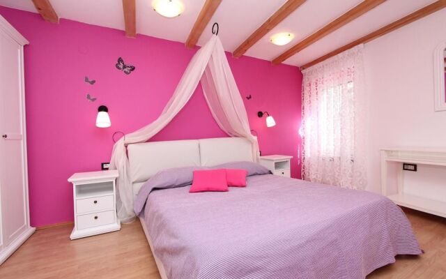 Apartment Midea