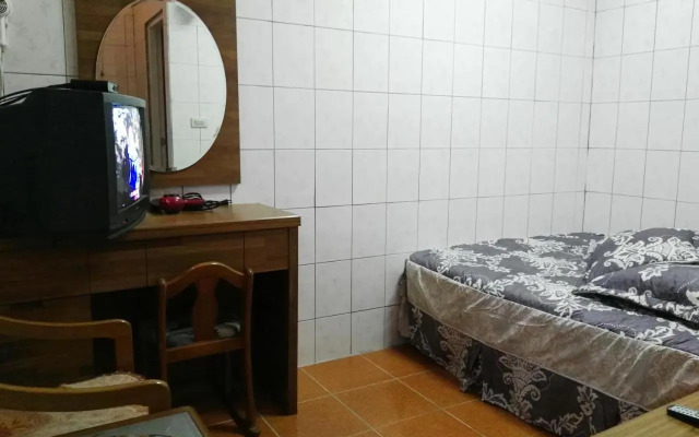 Qun Feng Hotel
