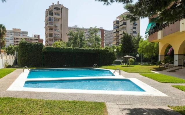New San Juan beach apartment with AC