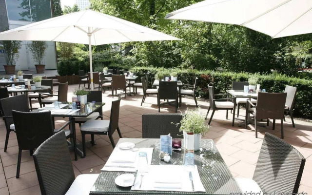 Hilton Frankfurt City Centre