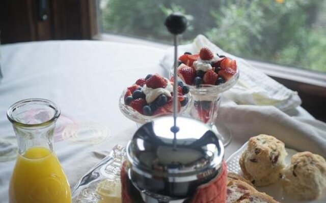 Country Bay Manor B&B