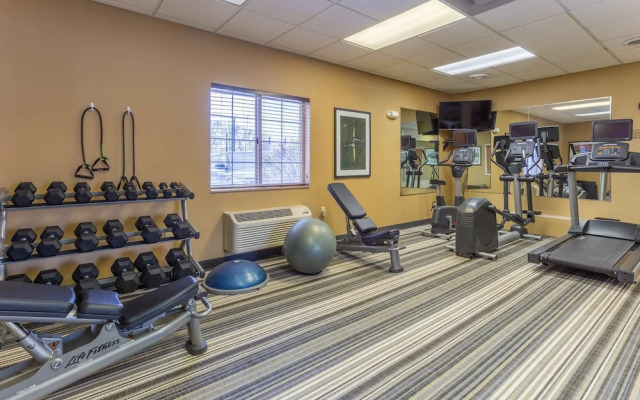 Candlewood Suites South Bend Airport, an IHG Hotel