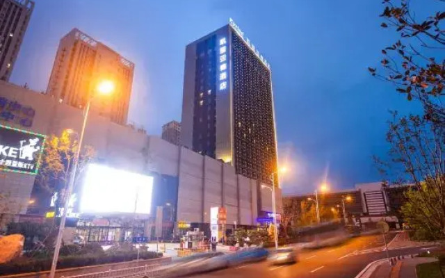 Kyriad Marvelous Hotel
