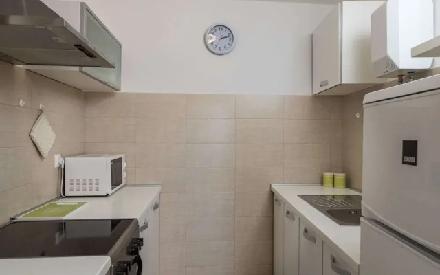 Apartment Meet & Greet- Studio Apartment With Terrace and Sea View