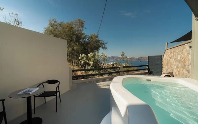 Black Diamond Suites - Adults Only