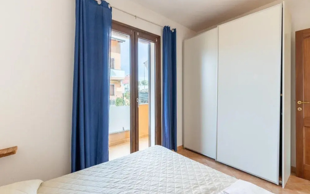 Apartment With air Conditioning and Terrace
