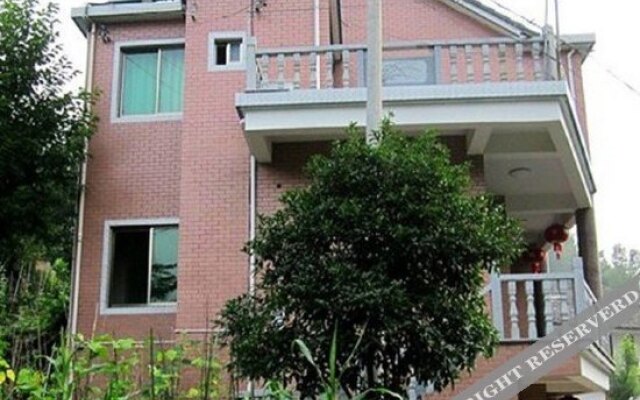 Taohuayuan Farmhouse