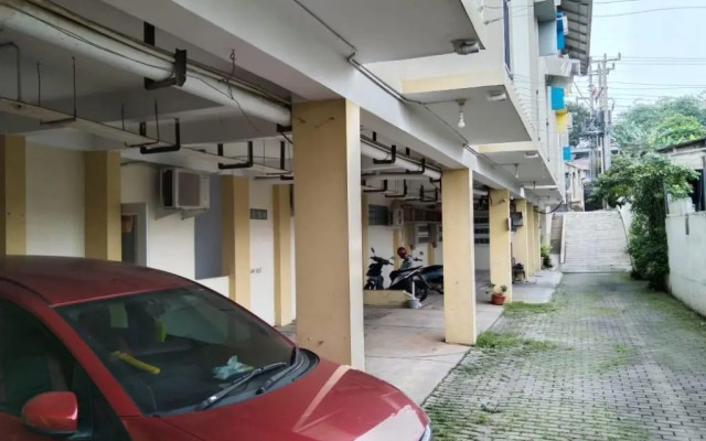 G357 Near Margo City by ZUZU