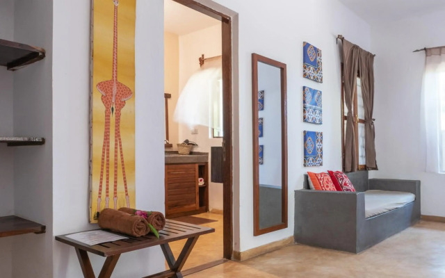 Raha Lodge