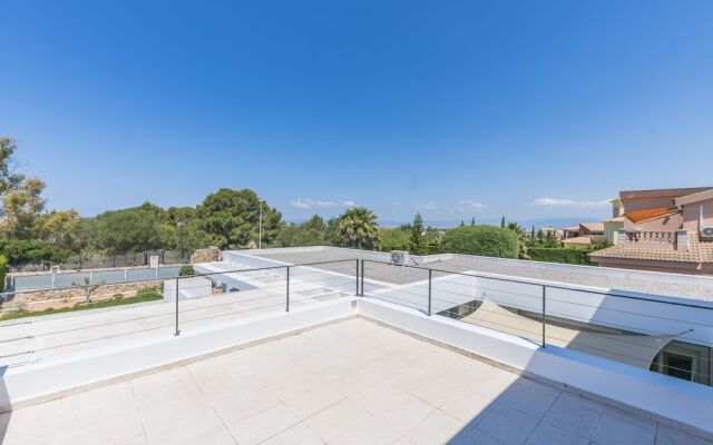 Villa Santa Catalina - Family Only