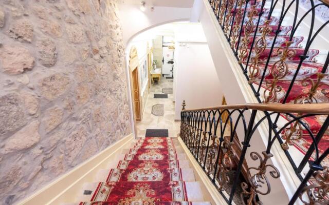 Studio Romantique Maison de L'église du Couvent