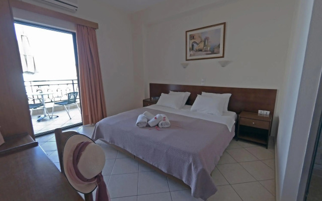 Hotel Loukas Vrachos