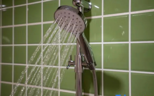 Vienna 3 Best Hotel (Jiangnan Market Julong Subway Station)