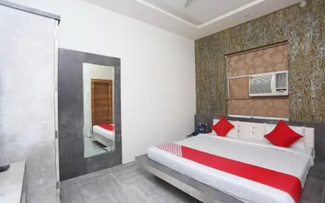 Tandoori Veg Hotel by OYO Rooms