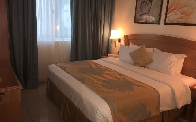 Golden Tulip Sharjah Hotel Apartments