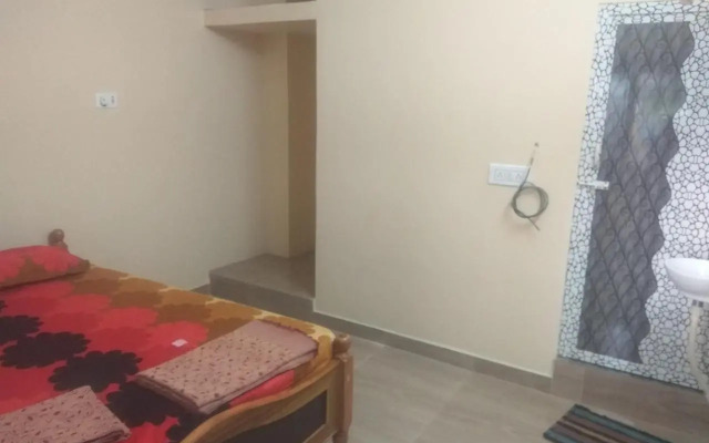 Selvalakshmi Restaurant and Lodge