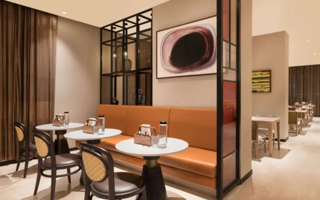 Ibis Mumbai Bkc