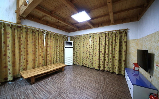 Jangseung Park Pension