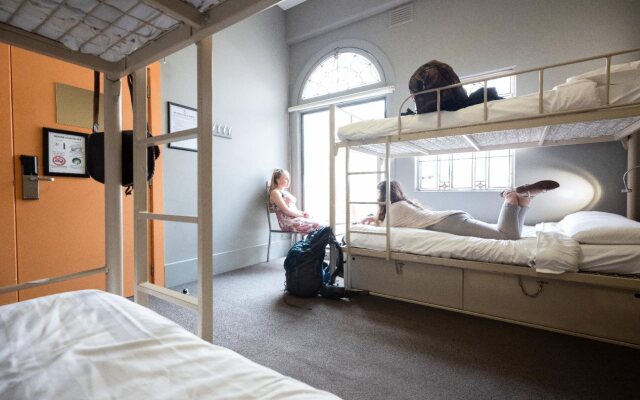 YHA Melbourne Central