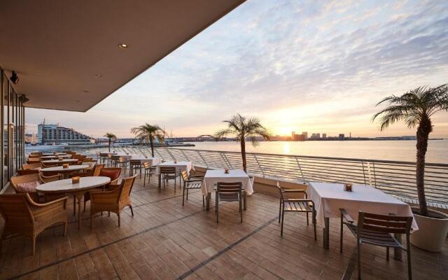 Kobe MerikenPark Oriental Hotel