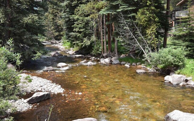 Timberfalls 1005 3 Bedroom Condo by RedAwning