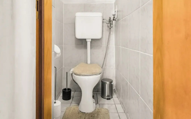 Affordable 2BR Apt Near Danube