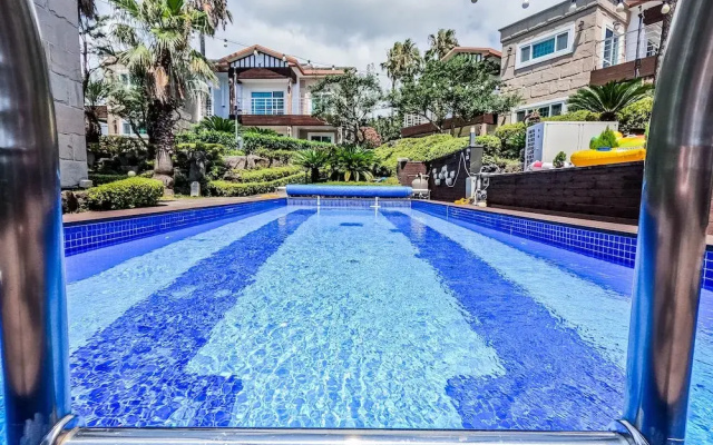 Monaco Pool Pension