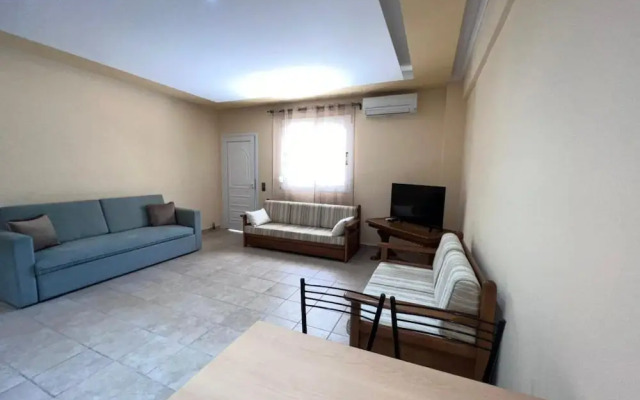 Family Apartment in Kalithea