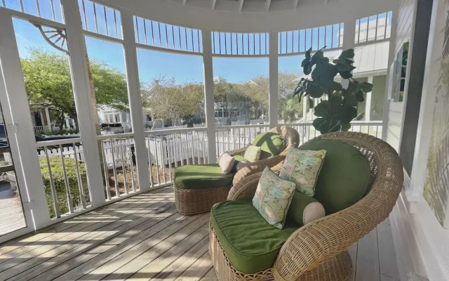 Breakers 3 Bedroom Home by RedAwning